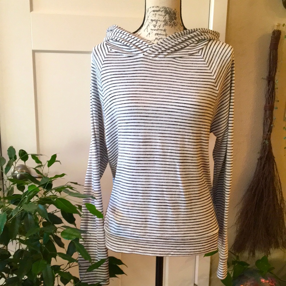 GAP Heathered Cowl neck hoodie